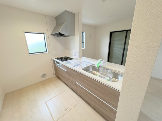 瑞穂町箱根ヶ崎　新築戸建全2棟のキッチン