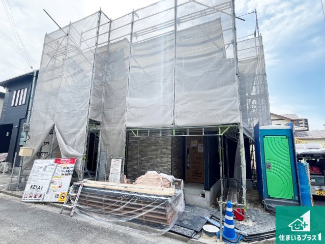 加古川市米田町平津　第1期　新築一戸建ての外観|周辺は落ち着いた街並みの住宅地！子育てがしやすい住環境です！まだ未完成ですが、現地でしかわからない事もございます。是非一度ご覧ください。