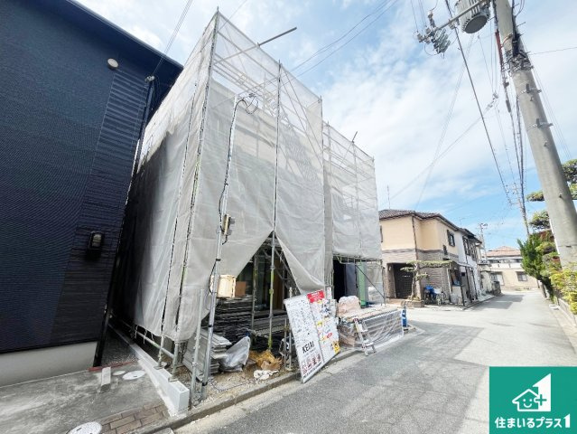 加古川市米田町平津　第1期　新築一戸建ての前面道路含む現地写真|周辺は落ち着いた街並みの住宅地！子育てがしやすい住環境です！まだ未完成ですが、現地でしかわからない事もございます。是非一度ご覧ください。