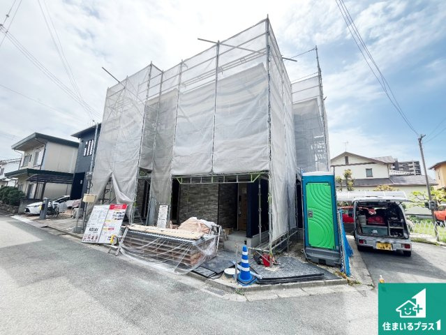 加古川市米田町平津　第1期　新築一戸建ての前面道路含む現地写真|周辺は落ち着いた街並みの住宅地！子育てがしやすい住環境です！まだ未完成ですが、現地でしかわからない事もございます。是非一度ご覧ください。