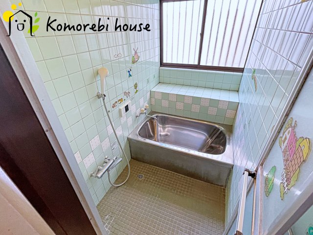 桶川市末広　中古戸建の浴室|お風呂で日々の疲れを落としましょう