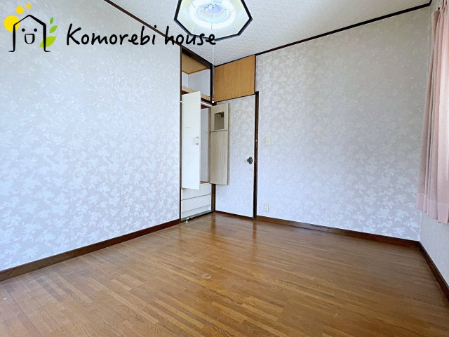 桶川市末広　中古戸建の寝室|開放的な寝室です