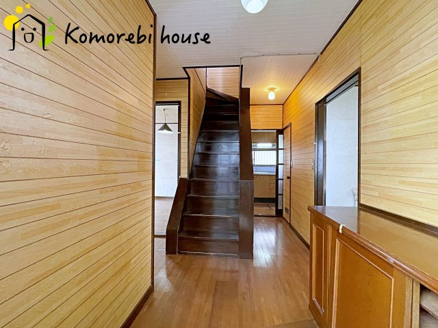 桶川市末広　中古戸建のその他|廊下です