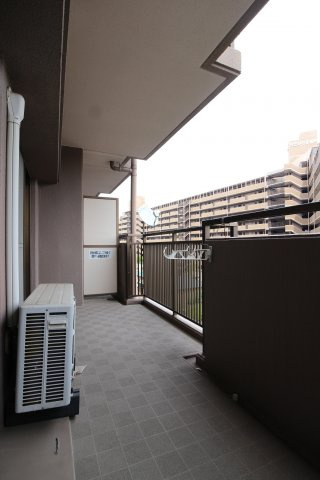 朝日プラザCITYウエストヒル神戸A棟のバルコニー