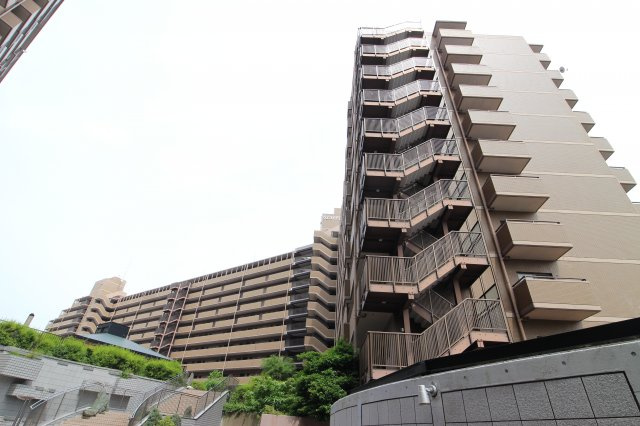 朝日プラザCITYウエストヒル神戸A棟の外観