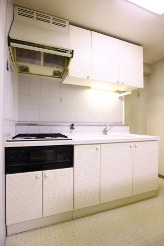 朝日プラザCITYウエストヒル神戸A棟のキッチン