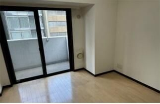 オーキッドレジデンス千代田岩本町のバルコニー