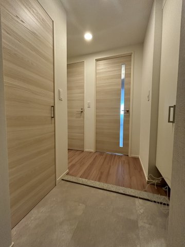 テラスレジデンス新大阪の玄関