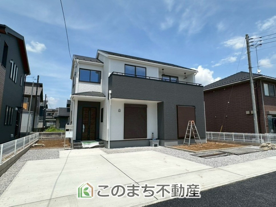 LiveleGarden.S上三川町上三川第10　2号棟の外観|本日ご内覧できます(*^^*)
お電話でのお問合せが非常にスムーズです！
現地直接集合のお待ち合わせも大丈夫です！
お気軽にお問合せ下さい(^^)/