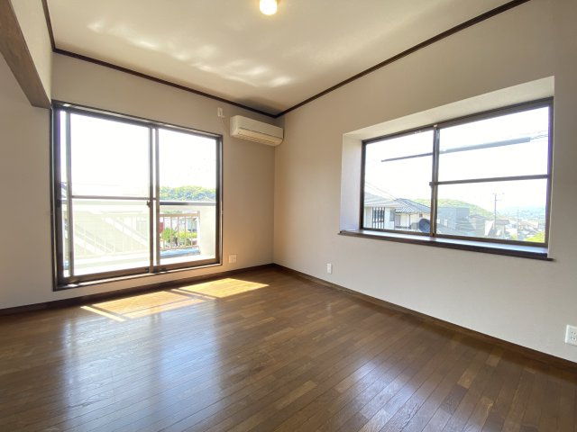 【洋室】 | 北区清水岩倉2丁目