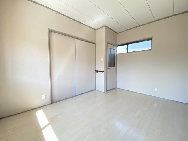 【洋室】 | 北区清水岩倉2丁目