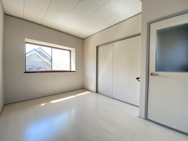【洋室】 | 北区清水岩倉2丁目