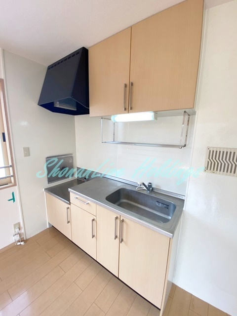 藤沢市鵠沼藤が谷４丁目のアパートのキッチン