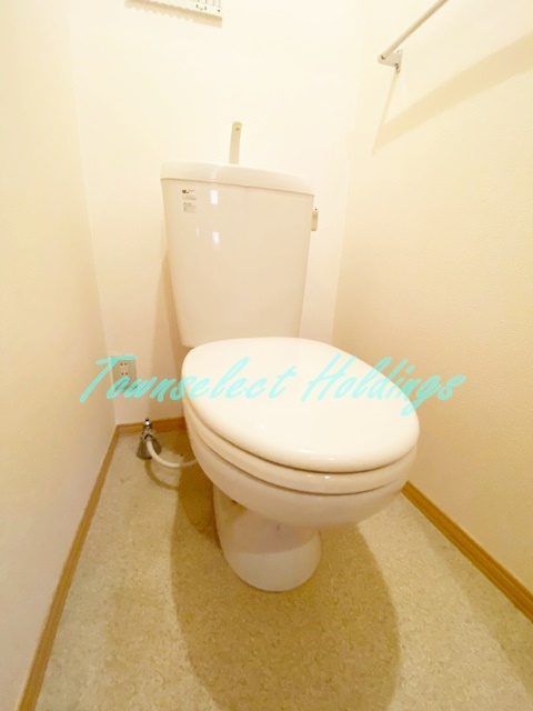 藤沢市鵠沼藤が谷４丁目のアパートのトイレ