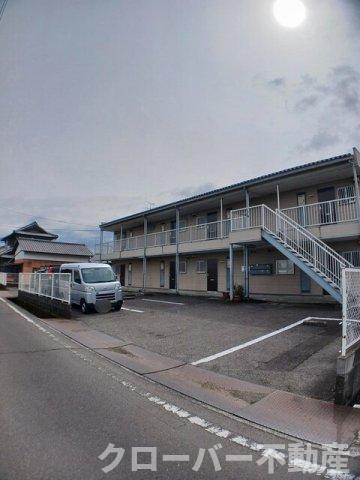 ハイツ香南の駐車場