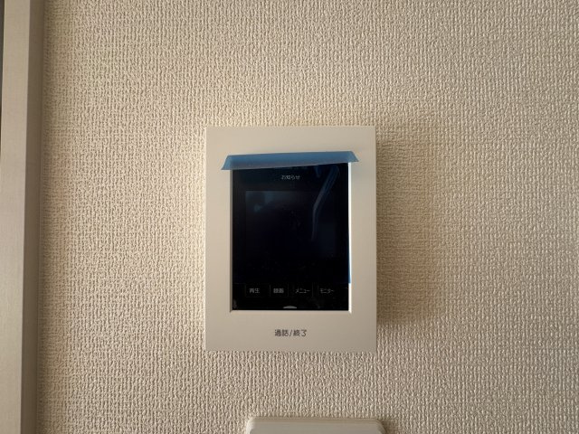 読谷村比謝（全2棟）のセキュリティ|1号棟　TVモニター付きインターフォン♪
