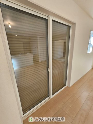 【設備】 | Livele Garden.S　第15栃木大平町富田1号棟 | 掃き出し窓には安心のシャッター雨戸装備♪