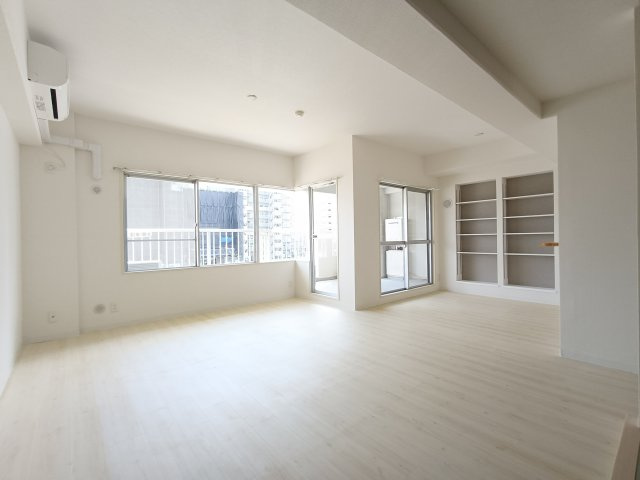 パークフィールドみさと2街区1号館