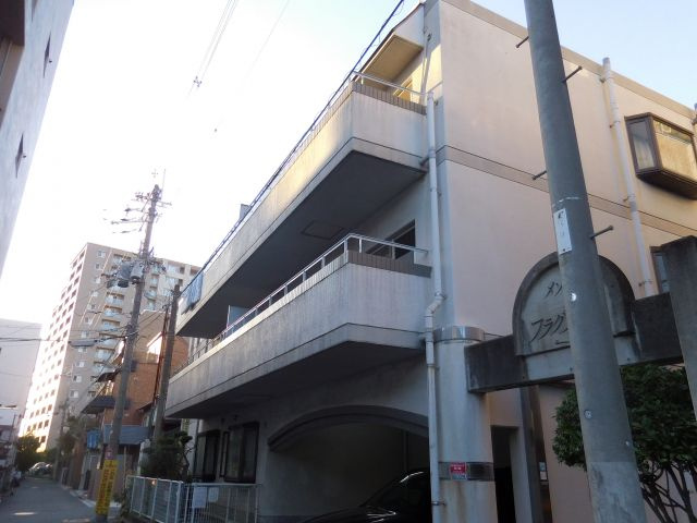 メゾンフラグランスの外観