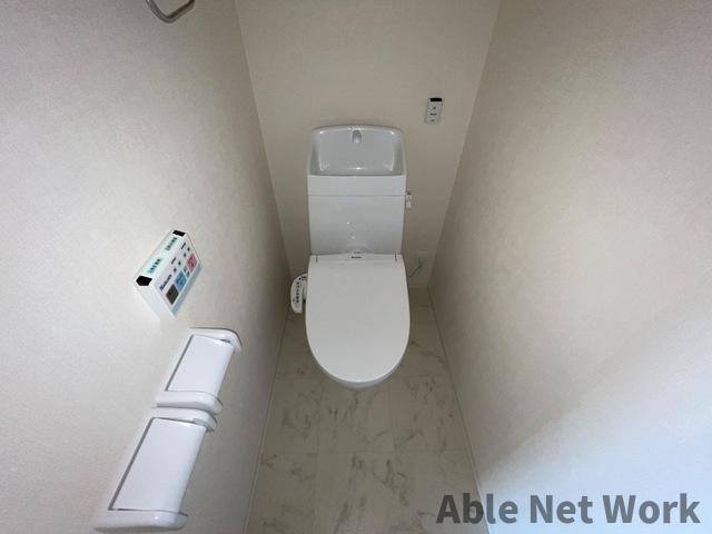 プラージュのトイレ|温水洗浄暖房便座付き