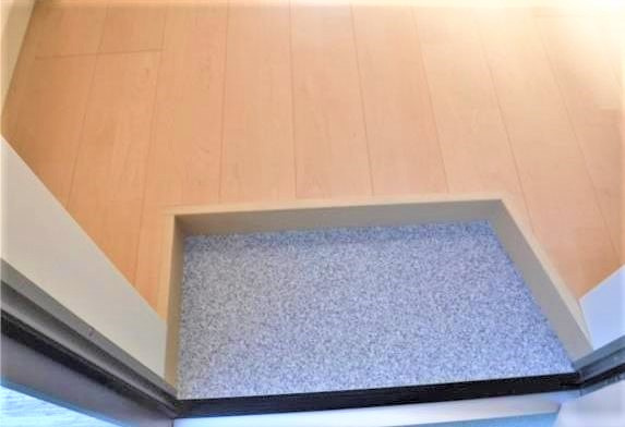 ソフィアシュガー(家具付き☆)の玄関|きれいな玄関です　敷金礼金ゼロ☆初期安☆家具家電付き☆