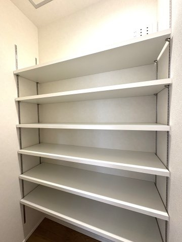 Sunny Life House — Samukawaの収納