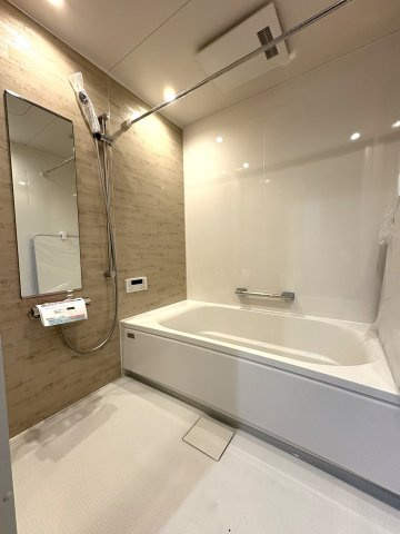 Sunny Life House — Samukawaの浴室