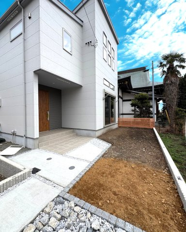 Sunny Life House — Samukawaの間取り