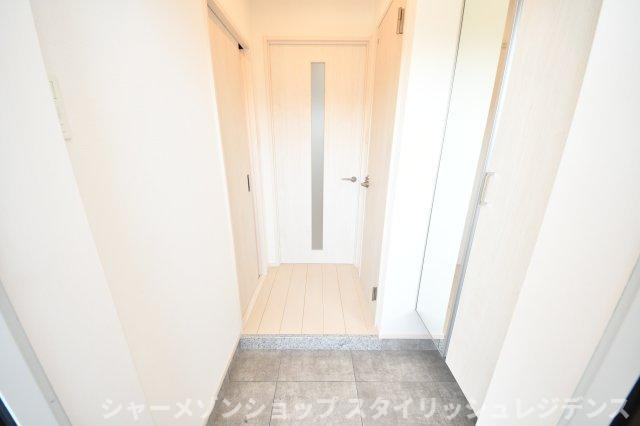 リンデンバウム京町の玄関