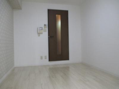 【居間・リビング】 | 中市マンション | 明るくキレイなお部屋です