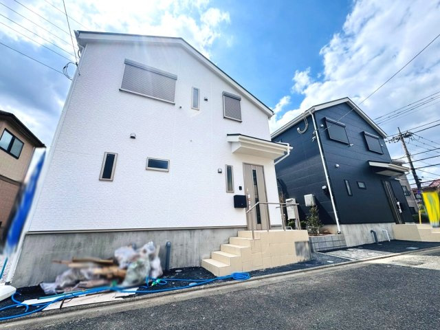 【外観】 | 練馬区大泉町3丁目　新築一戸建住宅　全2棟　（成増店） | 36坪超えの広々敷地に19帖リビングの大型4LDKを採用した全2棟現場
