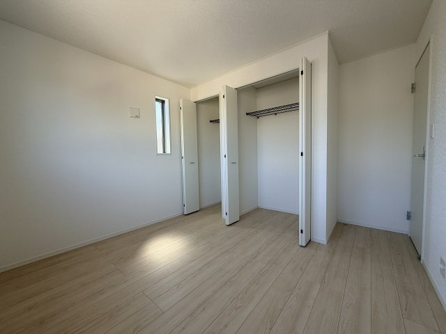 【洋室】 | 練馬区大泉町3丁目　新築一戸建住宅　全2棟　（成増店） | 5.75帖の洋室。