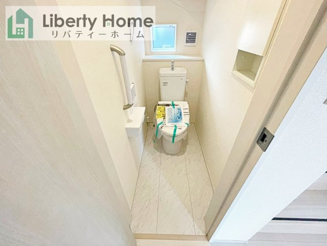 土浦市小岩田東２丁目6期　新築戸建　2号棟のトイレ