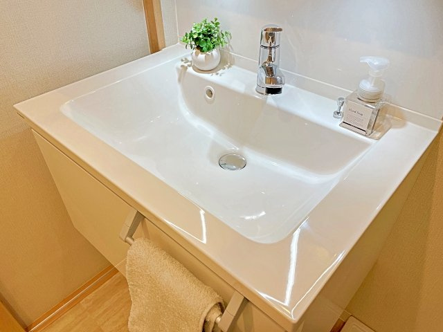 タウンハイツ亀有2号棟の浴室|ドキドキの新生活も、安心してスタート。ぴったりの住まいを見つけませんか？クランディアが一緒に住まい選びをサポートします‼　まずは、お気軽にお問合せください　＃クランディア