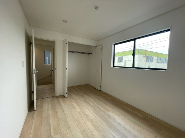 【洋室】 | 亀山市羽若町《3号棟》