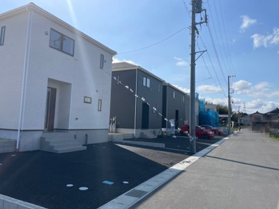 【前面道路含む現地写真】 | 亀山市羽若町《3号棟》