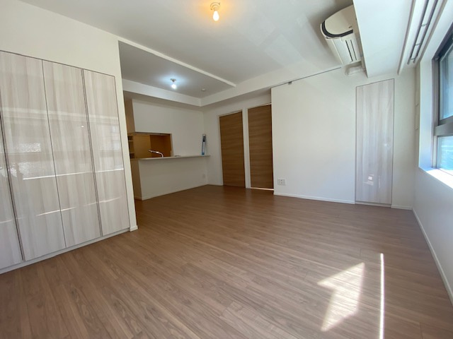 【居間・リビング】