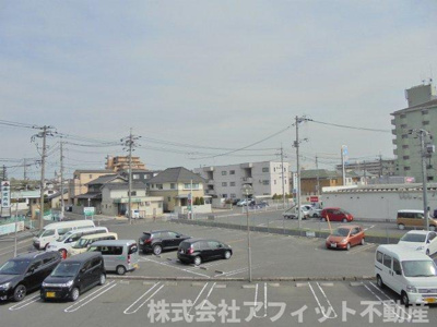【駐車場】 | ビバリーヒルズ