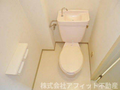 【トイレ】 | ビバリーヒルズ