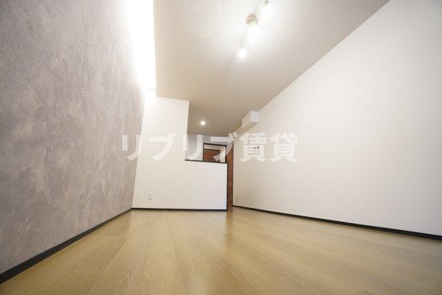 Likes仁戸名町B棟の居間・リビング