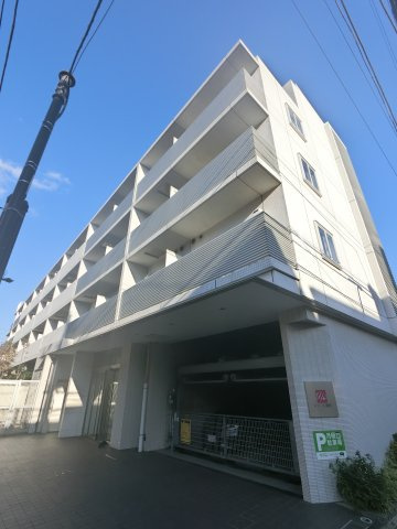 ドゥーエ浦安の外観