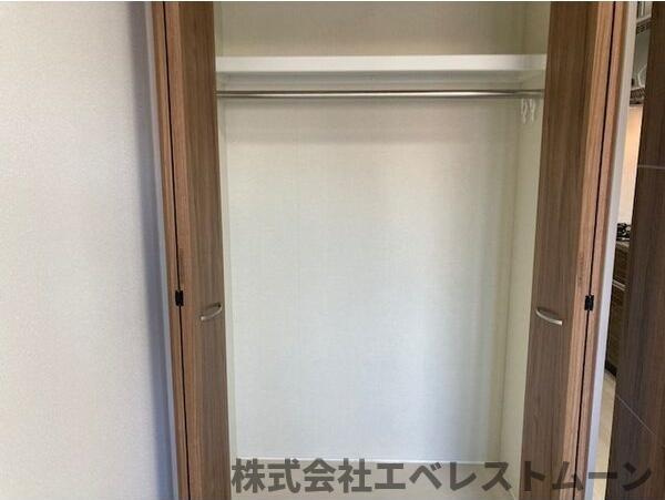 カーサニア尾頭橋の収納|便利な収納スペースです