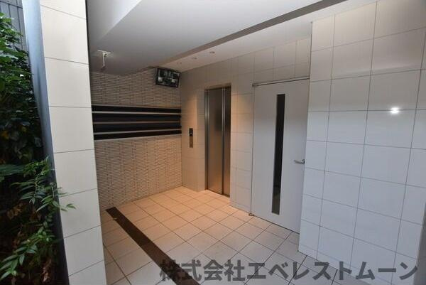 カーサニア尾頭橋のロビー|建物の内部です