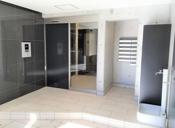 Brave亀島本陣(ブレイヴカメジマホンジン)のロビー