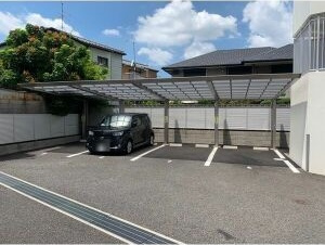 Alba Grande 千種の駐車場