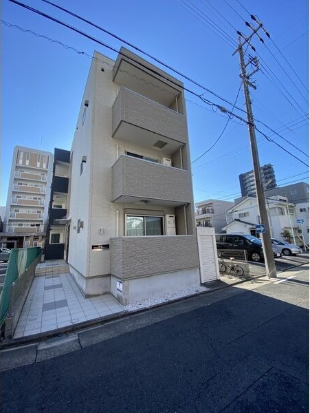 SQUARE中村区役所の外観