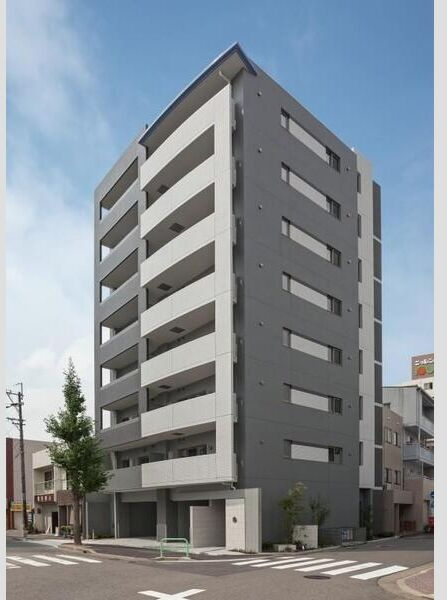 アクアブルーの外観