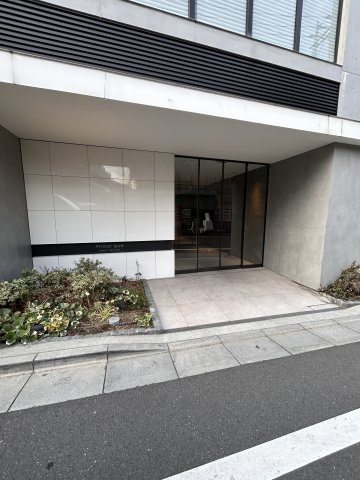 プライマルイプセ池尻大橋のエントランス