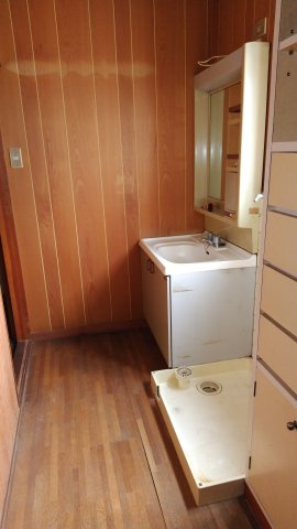 ６６６６９　岐阜市西改田住居付店舗の脱衣所