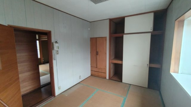 ６６６６９　岐阜市西改田住居付店舗の和室
